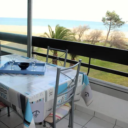 Emplacement Ideal Pour Ce T2 Face A La -parking-wifi-6pc237 Saint-Cyprien (Pyrenees-Orientales)