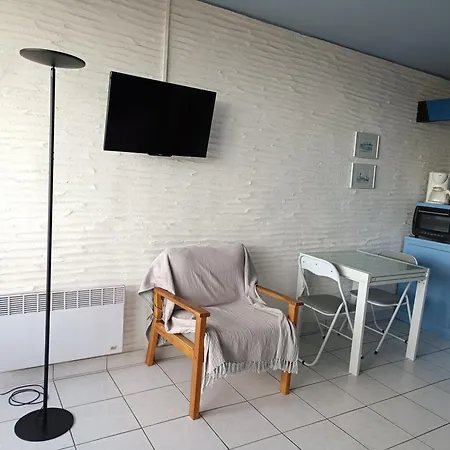 Emplacement Ideal Pour Ce T2 Face A La -parking-wifi-6pc237 Apartment *